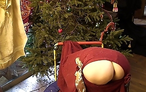 Christmas pawg surprise! - erin electra