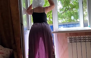 Step mom in a unambiguous dress shows her big ass to her stepson and waits for anal dance