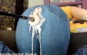 Machine Sex tool Makes PAWG Obese Booty MILF Mom Creamy Squirt With reference to Their akin Jeans