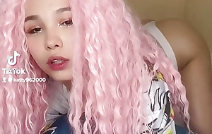 TIK-TOK 18+ Youthful ASIAN Cookie TO ATTRACT DADDIES