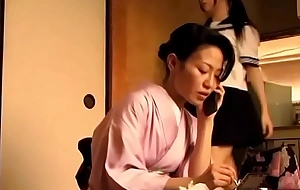 Japans tienermeisje krijgt orgasme door haar vader zie meer coition movie  2azesip