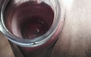 Dilatation my pussy with a glass disharmonize