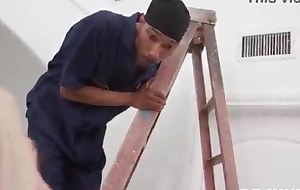 Violate hammer away Heat: Cubbi Thompson's Sweaty and Intense Encounter with HVAC Technicians Scotty P and Presumptuous Dee During a Record Heatwave
